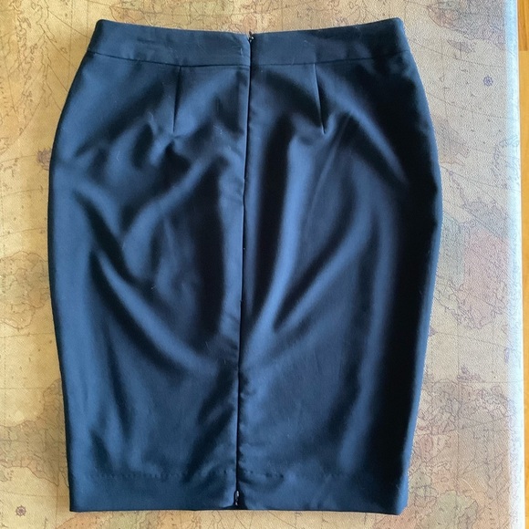 Black Label Elegant Black Pencil Skirt - Picture 5 of 8